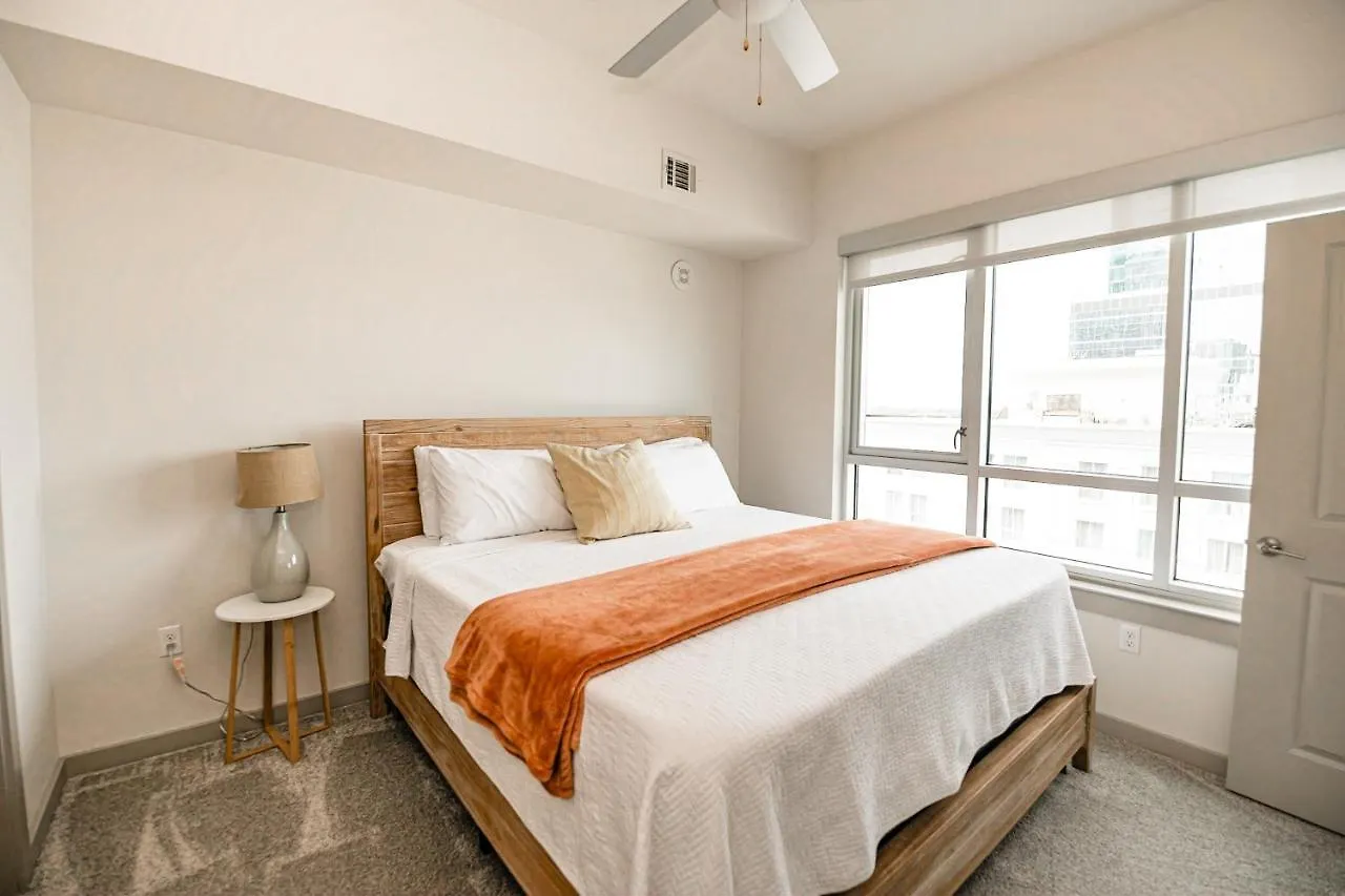 2Br Fully Furnished Apartment Uptown - Boa Stadium Apts Charlotte United States